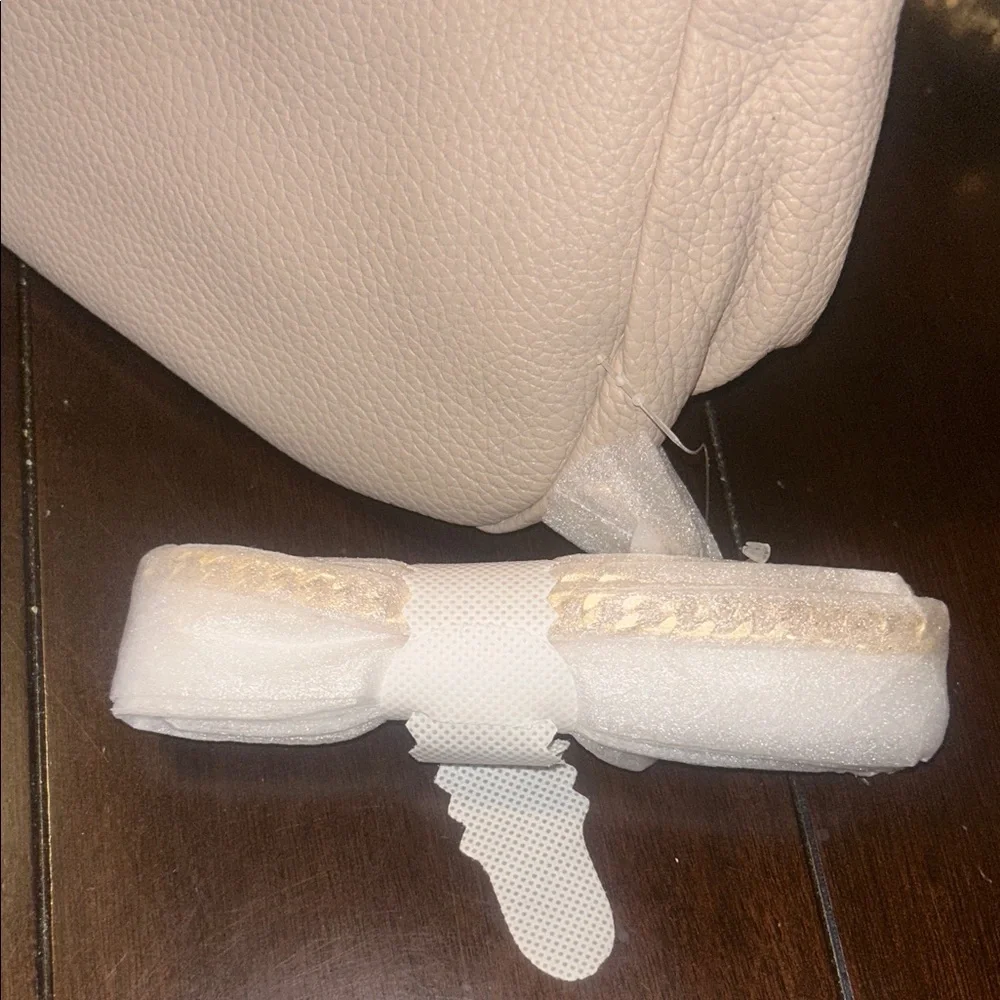 Quince Italian leather handbag Cream Shoulder/Crossbody  Bag - Picture 4 of 4